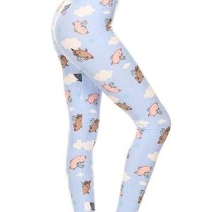 One Size Adult Flying Pig Print Leggings